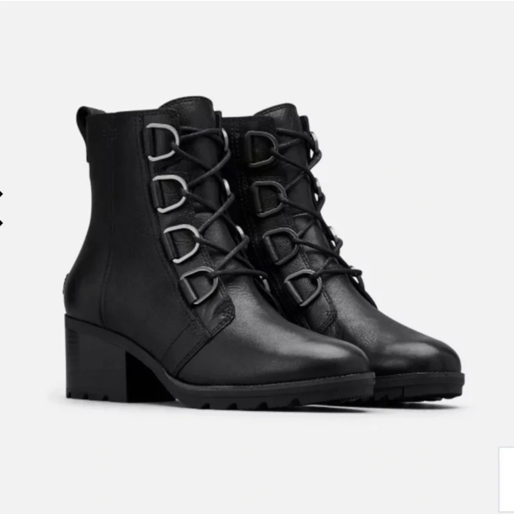 Sorel Black Lace Up Waterproof Boots for Women - Picture 2 of 9